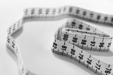 Nutrición adecuada, Obesidad, Sobrepeso, Alimentación saludable, Dieta equilibrada, Control de porciones, Hábitos alimenticios, Educación nutricional, Estilo de vida saludable, Motivación.